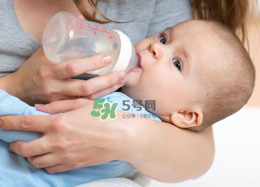 母乳和奶粉能混在一起吃嗎？母乳和奶粉混合喂養(yǎng)好嗎？