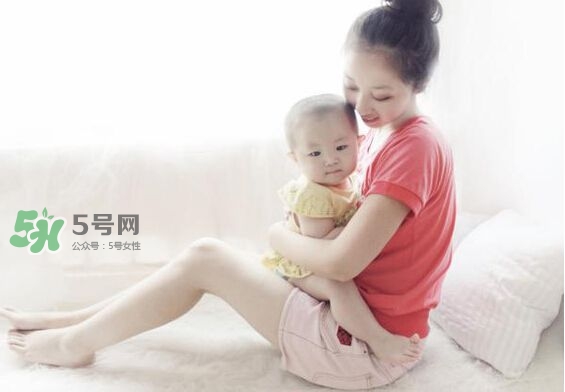 分娩后體重減多少正常？生完孩子后體重會下降多少？