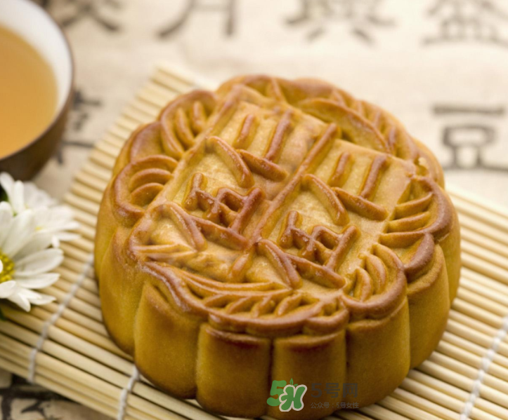 水果餡月餅真的是冬瓜做的嗎？冬瓜怎么做水果餡月餅？