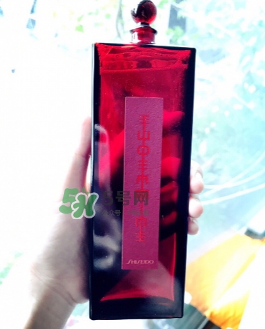 資生堂紅色蜜露搭配什么乳液？紅色蜜露搭配什么使用