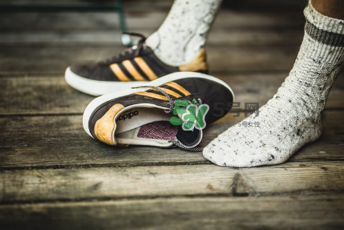 adidas munchen啤酒節(jié)主題運(yùn)動(dòng)鞋在哪買_什么時(shí)候發(fā)售？