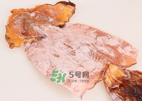 魷魚干可以煲湯嗎？魷魚干可以燉湯嗎