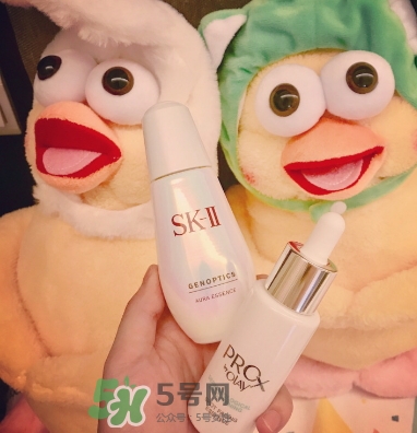 sk2小燈泡和olay小白瓶哪個(gè)好？sk2小燈泡和小白瓶區(qū)別