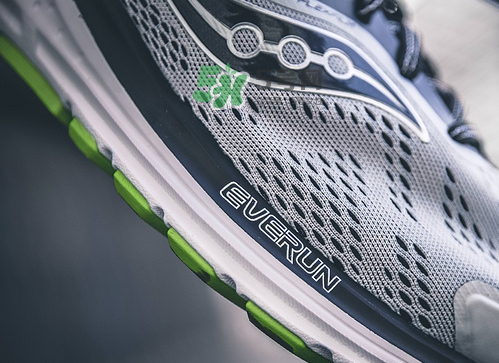 saucony ride 10怎么樣？索康尼ride 10跑鞋測評