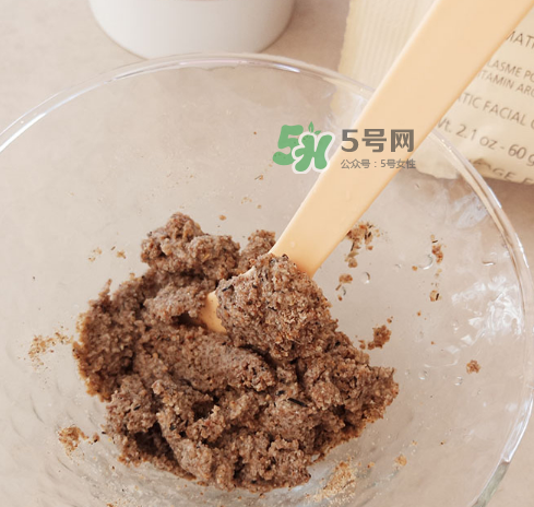 思妍麗雞飼料面膜好用嗎？思妍麗雞飼料面膜一周用幾次？