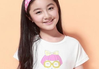 14歲女生胸部變大是正常的嗎？14歲女生的胸多大正常？