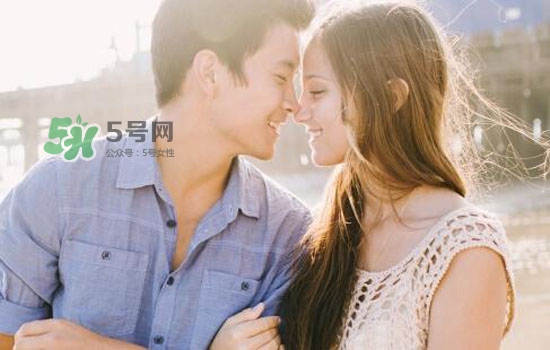 如何拒絕男友的婚前同居要求？婚前同居有哪些弊端