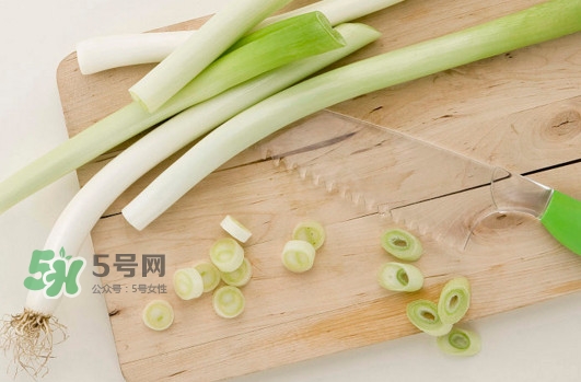 大蔥是堿性食物嗎？大蔥是酸性還是堿性？