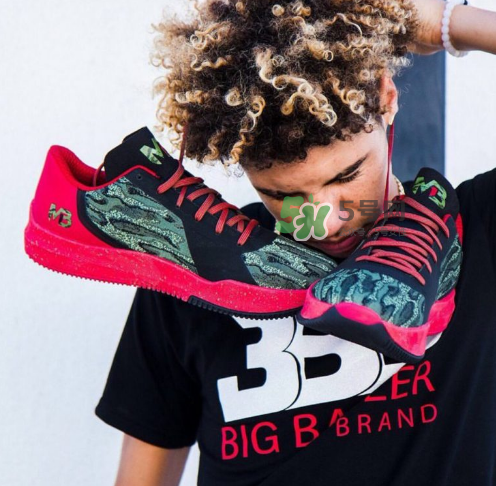 球哥品牌bbb lamelo ball首款個人簽名球鞋mb1多少錢？