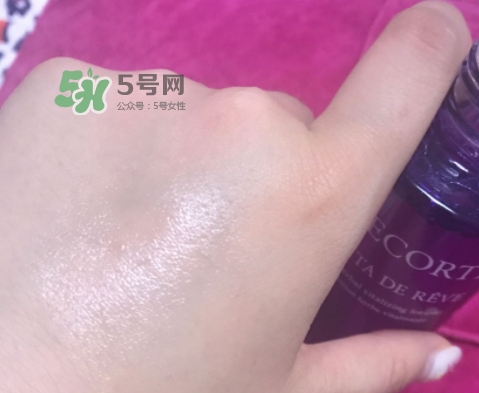 黛珂紫蘇水和cpb水磨精華哪個(gè)好？紫蘇水和cpb水磨搭配