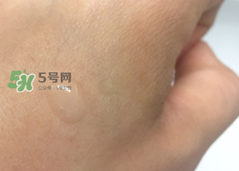 資生堂紅腰子和黛珂小紫瓶哪個好？紅腰子和紫蘇水哪個好