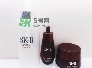 sk2大紅瓶和小紅瓶哪個好？sk2大紅瓶和小紅瓶區(qū)別