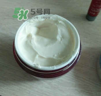 olay玉蘭油大紅瓶一套多少錢？olay大紅瓶專柜多少錢