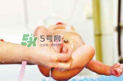 羊水栓塞是醫(yī)療事故嗎？羊水栓塞多發(fā)生于順產(chǎn)還是剖腹產(chǎn)？