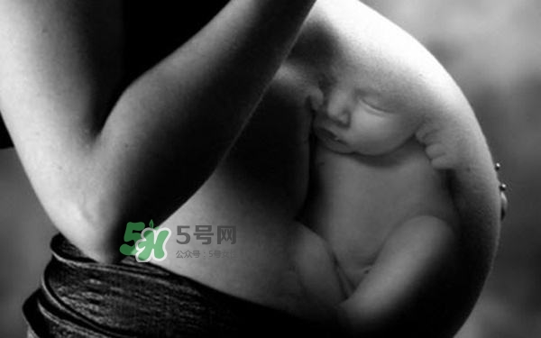 羊水栓塞是醫(yī)療事故嗎？羊水栓塞多發(fā)生于順產(chǎn)還是剖腹產(chǎn)？