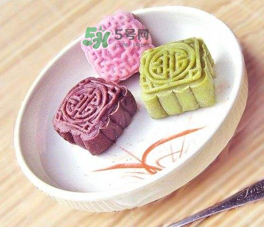 吃冰皮月餅長(zhǎng)胖嗎？冰皮月餅的熱量高嗎？