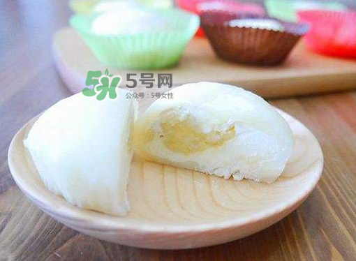 冰皮月餅粉可以做雪媚娘嗎？雪媚娘和冰皮月餅區(qū)別