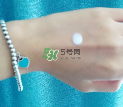 olay小白瓶有哪些版本？olay小白瓶版本區(qū)別