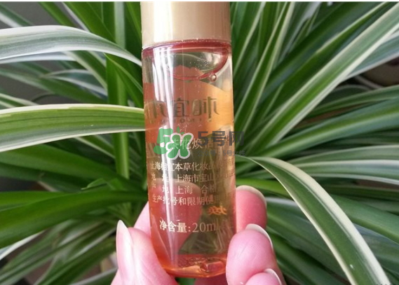 相宜本草山茶花系列怎么樣？相宜本草山茶花系列適合什么年齡？