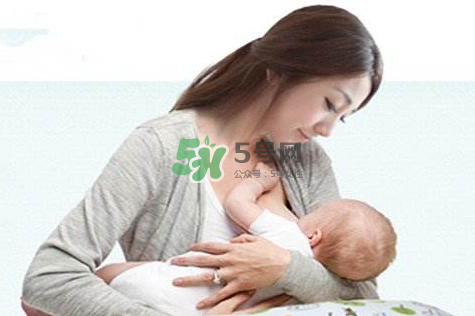 母乳喂養(yǎng)會(huì)乳糖不耐受嗎？母乳喂養(yǎng)會(huì)過(guò)度喂養(yǎng)嗎？