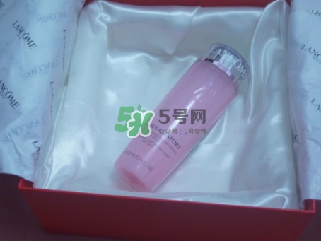 蘭蔻粉水和神仙水哪個(gè)好？粉水和神仙水可以一起用嗎？