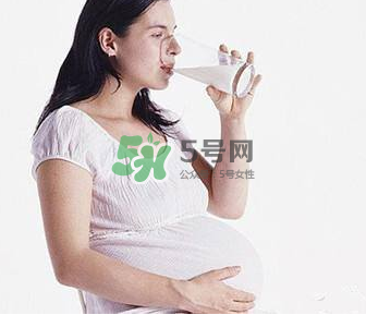 孕婦奶粉和普通奶粉的區(qū)別  懷孕必須喝孕婦奶粉嗎？