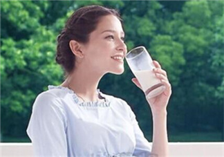 孕婦奶粉和普通奶粉的區(qū)別  懷孕必須喝孕婦奶粉嗎？