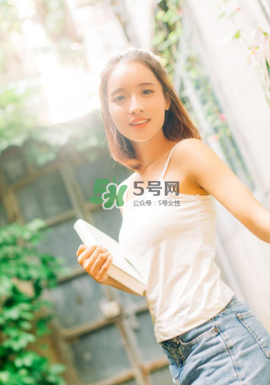女金膠囊經(jīng)期可以吃嗎？女金膠囊什么時(shí)候吃最好？