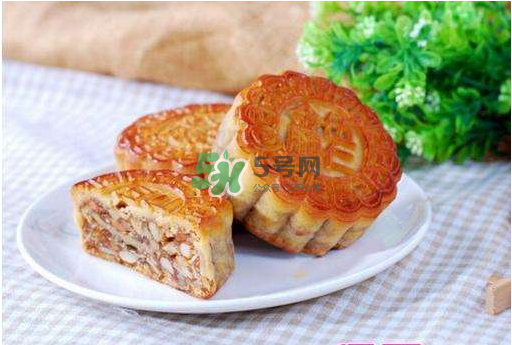 五仁月餅里的紅綠絲是什么？五仁月餅里面有什么？