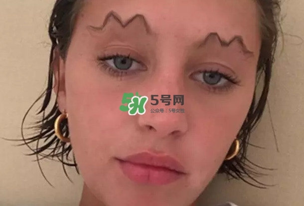 波浪眉是怎么畫的？為什么流行波浪眉？