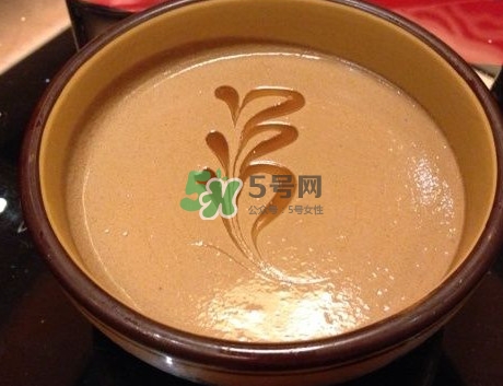 芝麻醬補(bǔ)鈣嗎？芝麻醬可以放冰箱嗎