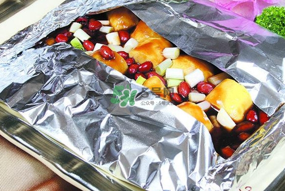 錫箔紙用哪一面？錫箔紙有正反面嗎