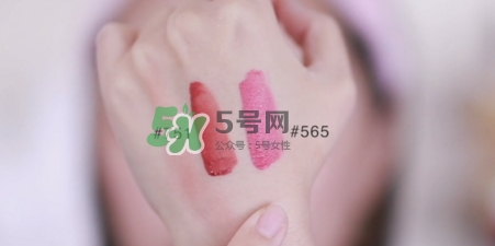 迪奧藍(lán)星唇釉751好看嗎？dior迪奧藍(lán)星唇釉751試色