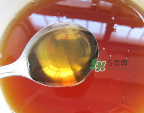 月餅為什么要用轉(zhuǎn)化糖漿？做月餅的轉(zhuǎn)化糖漿是什么？