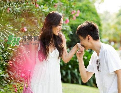 婚外情如何調(diào)查取證？網(wǎng)絡(luò)聊天記錄屬于婚外情證據(jù)嗎？