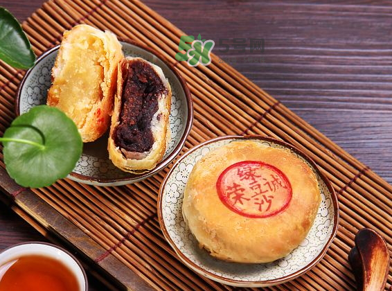 酥皮月餅烤多長時間？酥皮月餅水油面比例
