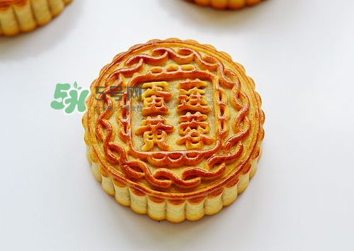 蛋黃月餅多少錢一個(gè)？蛋黃月餅好吃嗎？