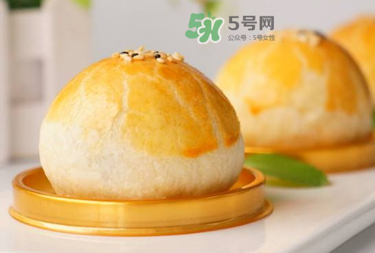 蛋黃酥熱量高嗎？一個蛋黃酥的熱量