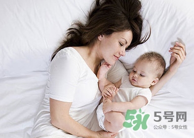 破腹產(chǎn)多久可以喂養(yǎng)母乳？破腹產(chǎn)惡露多久后干凈算正常