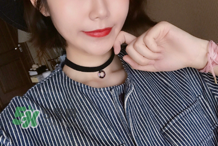 希思黎口紅試色 希思黎口紅多少錢？