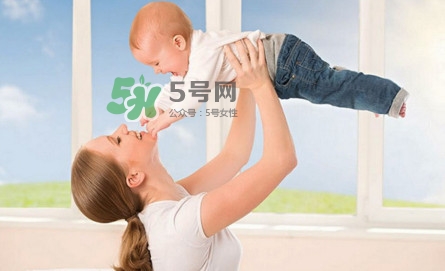 破腹產(chǎn)多久可以喂養(yǎng)母乳？破腹產(chǎn)惡露多久后干凈算正常