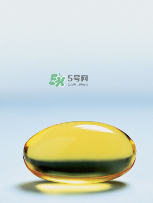 魚肝油是魚的肝做成的嗎？魚肝油是魚油嗎？
