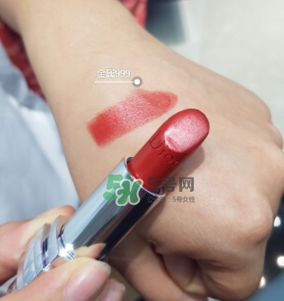 迪奧夾心999多少錢？迪奧夾心999口紅專柜價格