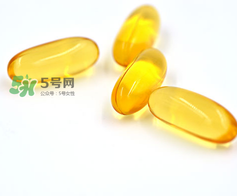 魚肝油可以空腹吃嗎？空腹可以吃魚肝油嗎？