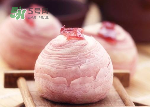 蛋黃酥為什么會開裂？蛋黃酥開裂原因