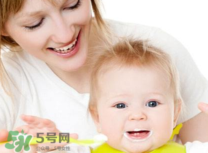 哺乳期來例假奶水會變少嗎？哺乳期來月經(jīng)奶水減少怎么辦？