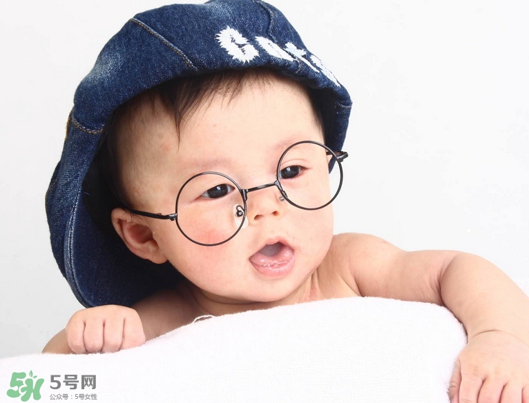 寶寶的性別差異什么時(shí)候形成？寶寶的性別差異是與生俱來的嗎？