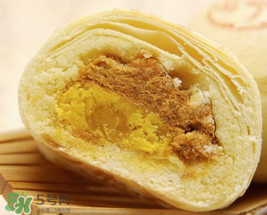 ?蛋黃酥可以不用豬油嗎？蛋黃酥用什么油好？