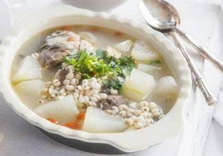 產(chǎn)婦鯽魚湯什么時(shí)候喝？產(chǎn)婦鯽魚湯放調(diào)料嗎？