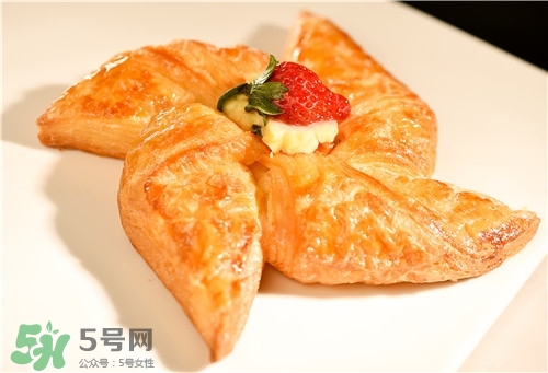 早餐吃面包會(huì)胖嗎？早餐吃面包好不好？